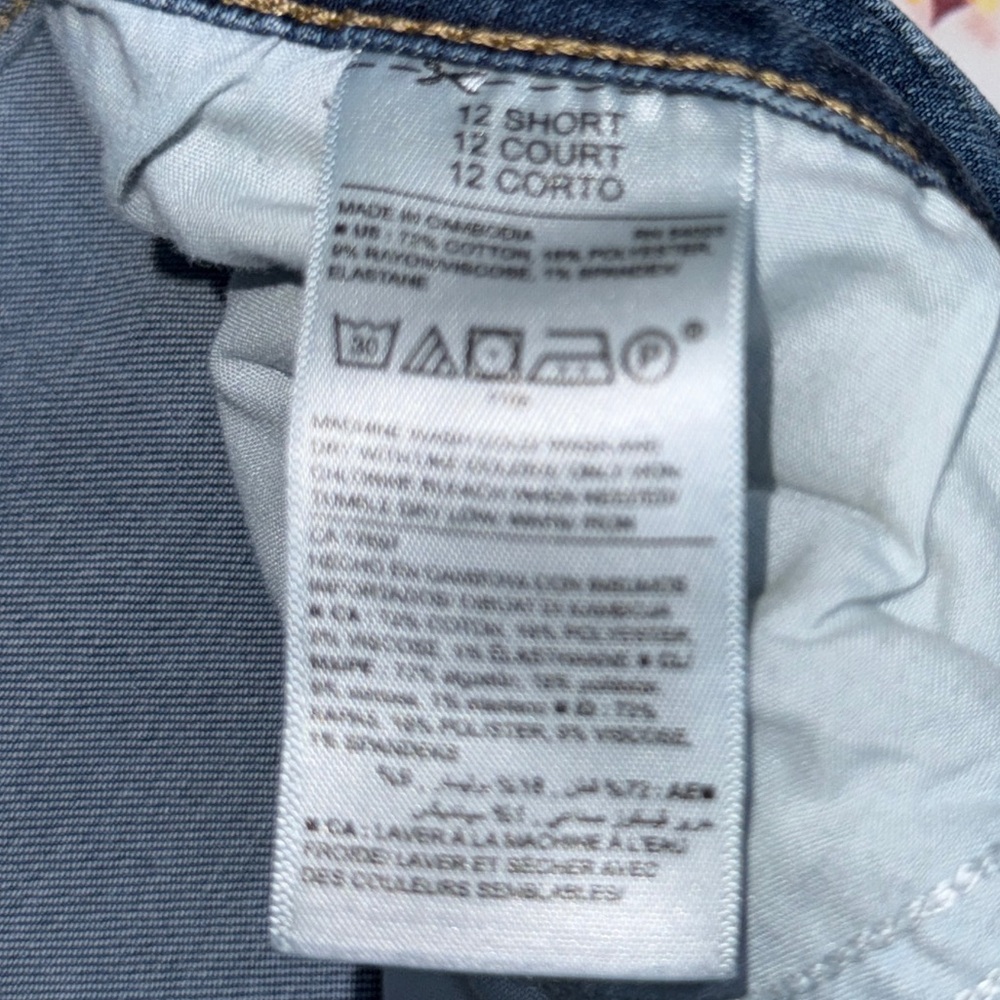 Old Navy Women's Skinny Jeans - Blue - Picture 3 of 5